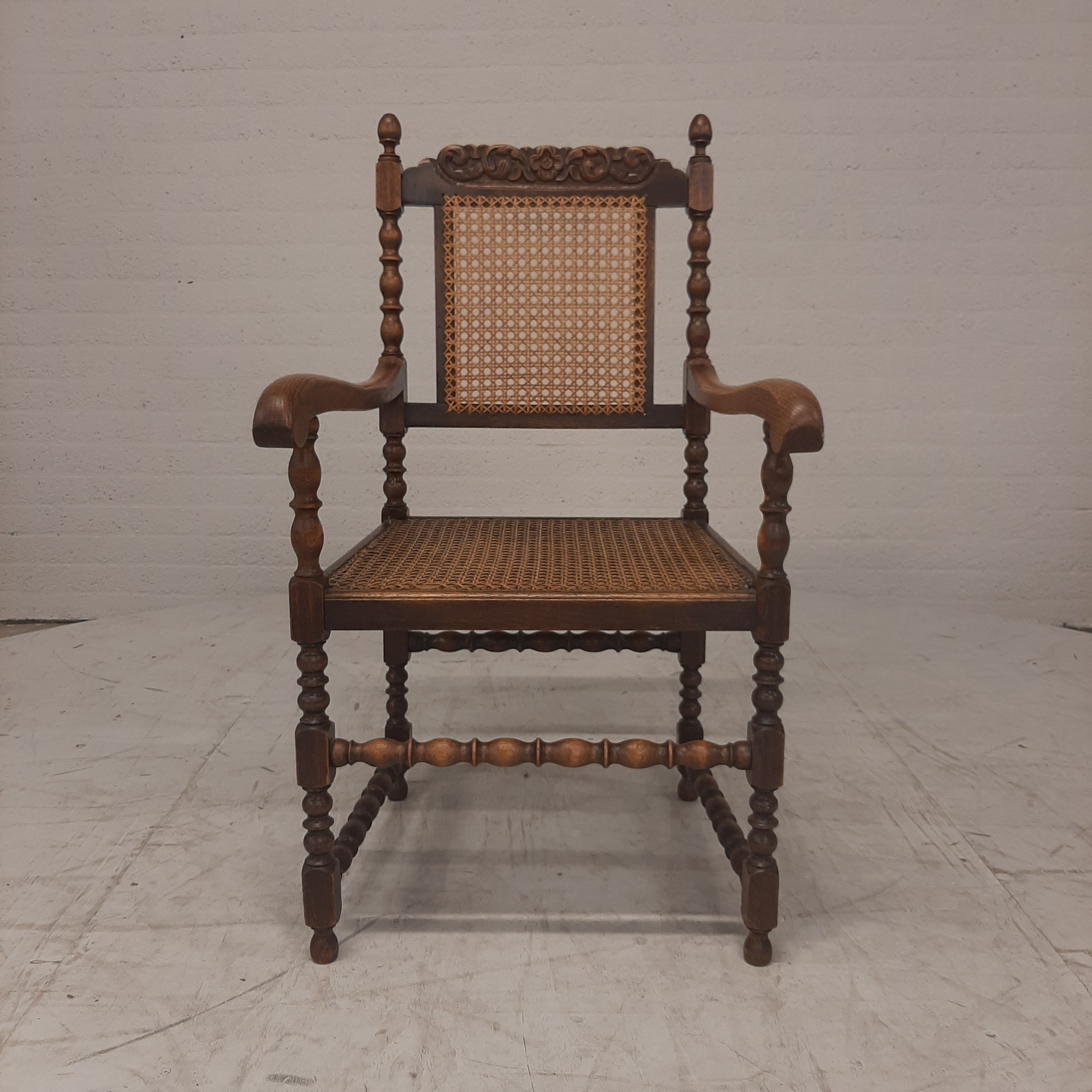 Vintage bibliotheekstoel