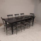 Set eettafel met 8 ijzeren Hobel Nizza stoelen