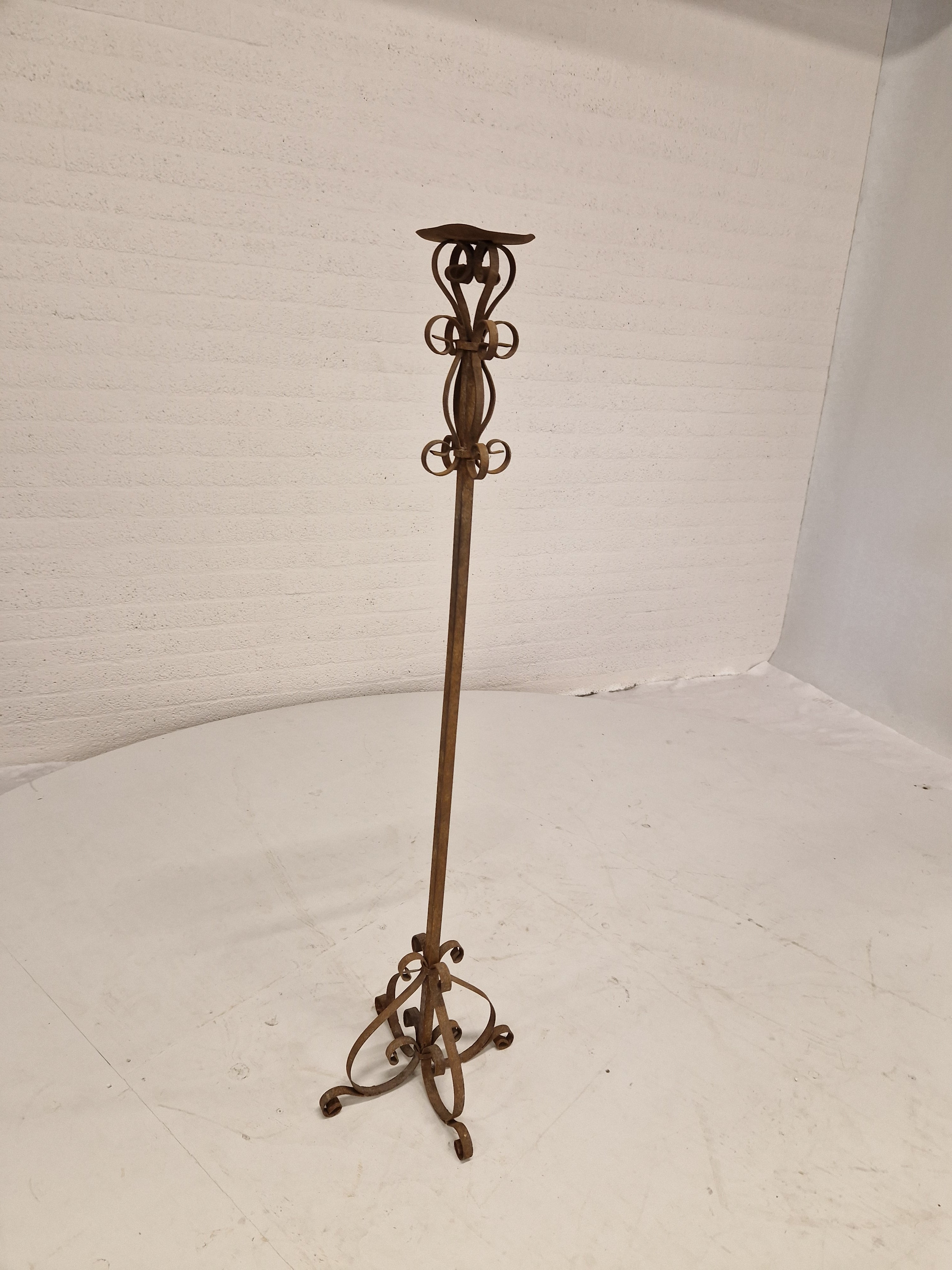 Gietijzeren kandelaar