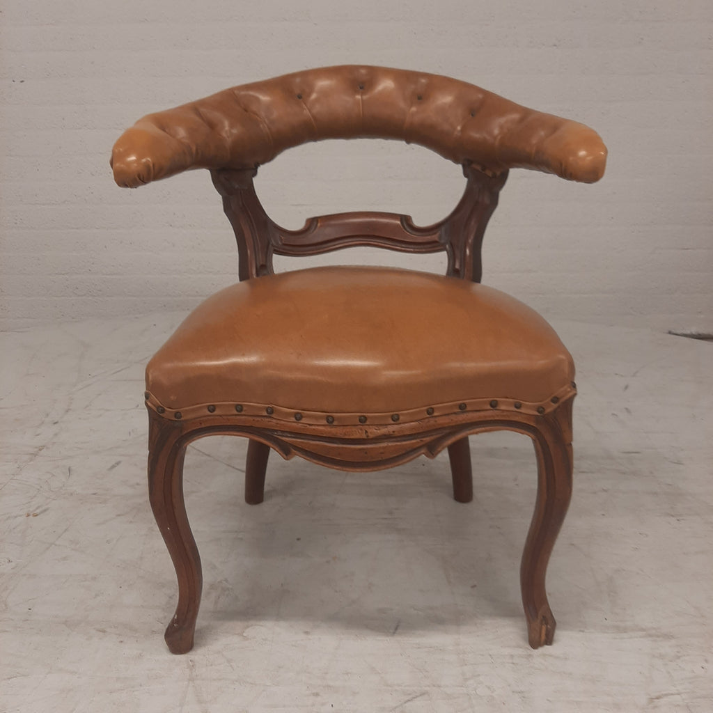 Antiek lederen fauteuil