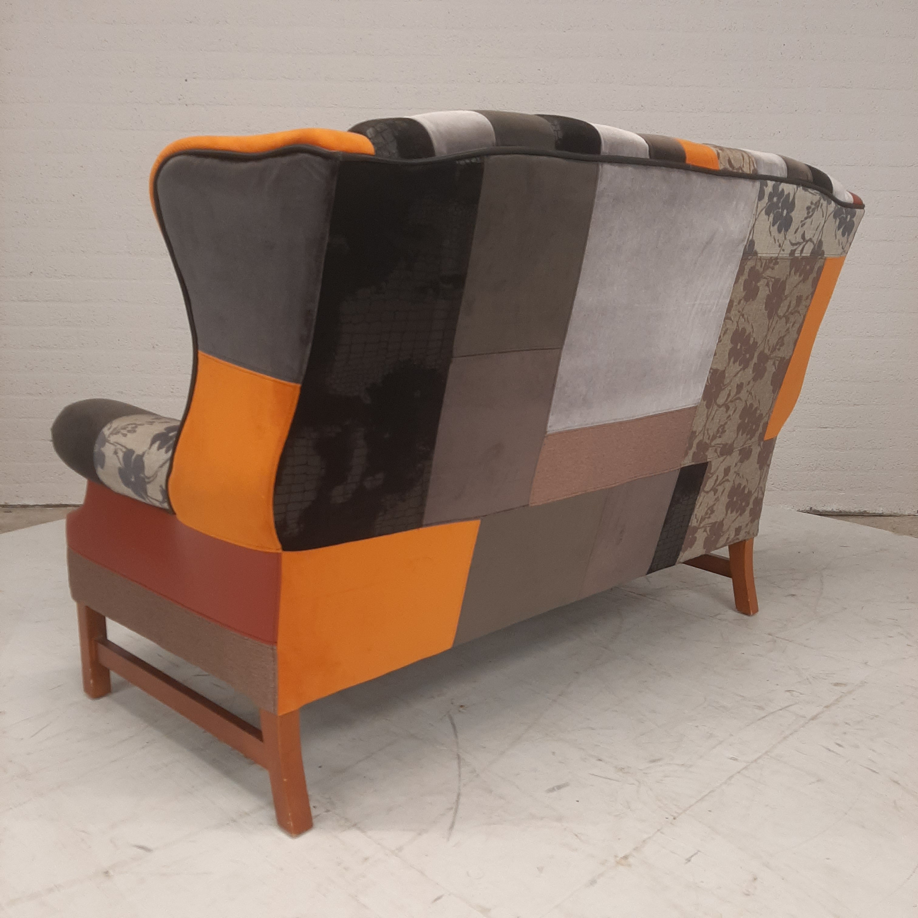 Jan Frantzen patchwork Chesterfield bank