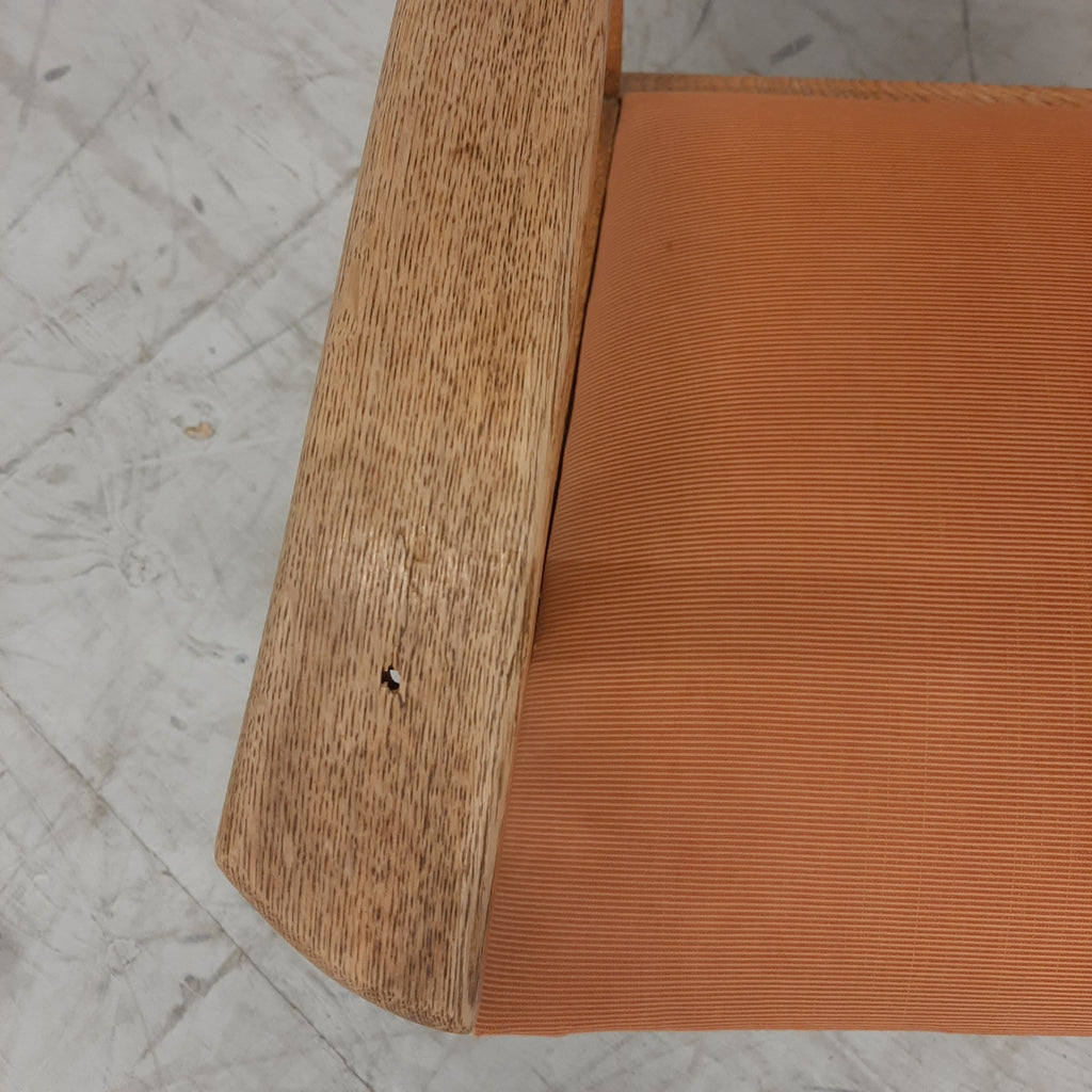 Vintage eiken fauteuil oranje bekleding