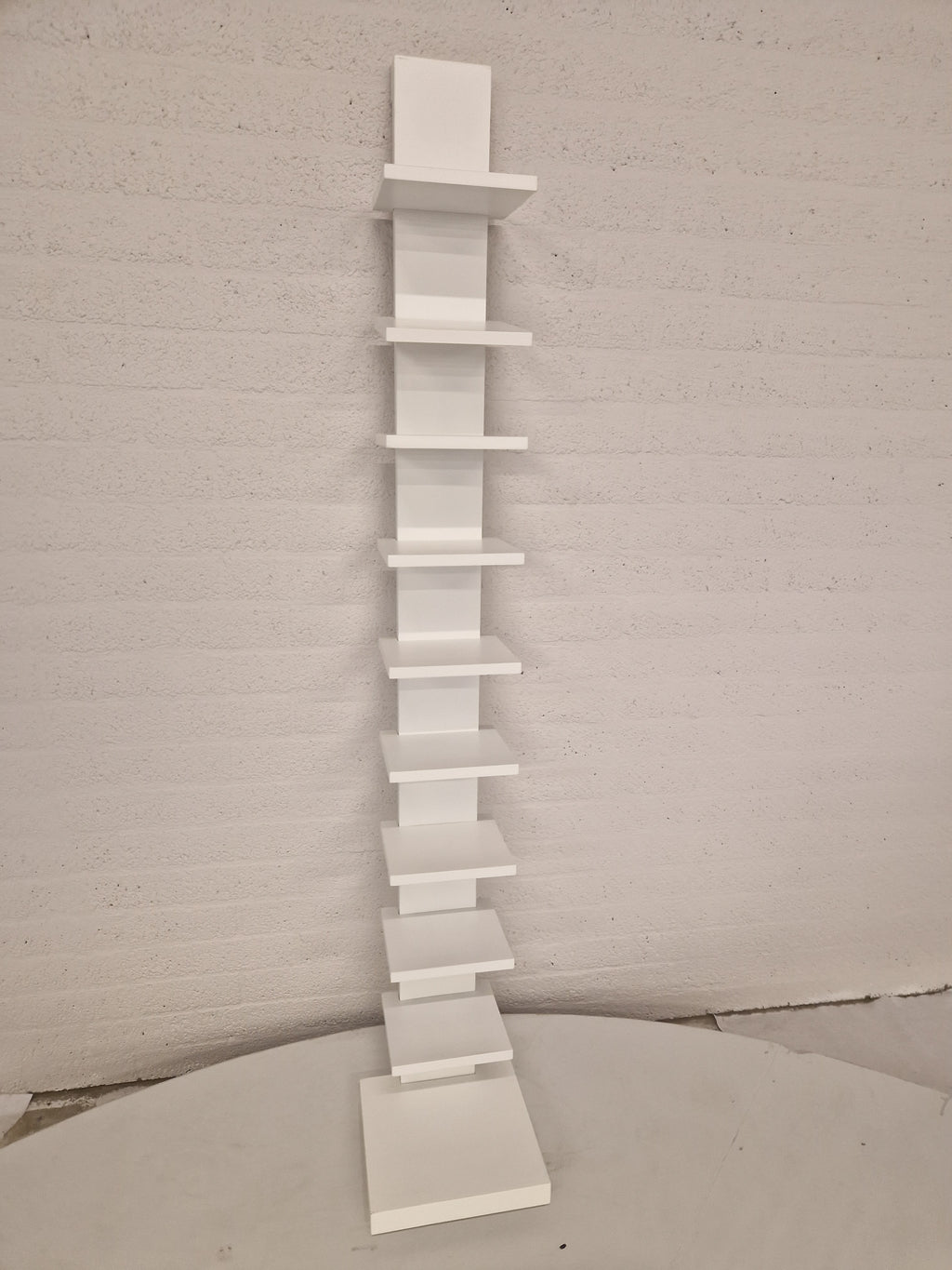 Muurplank, boekenplank