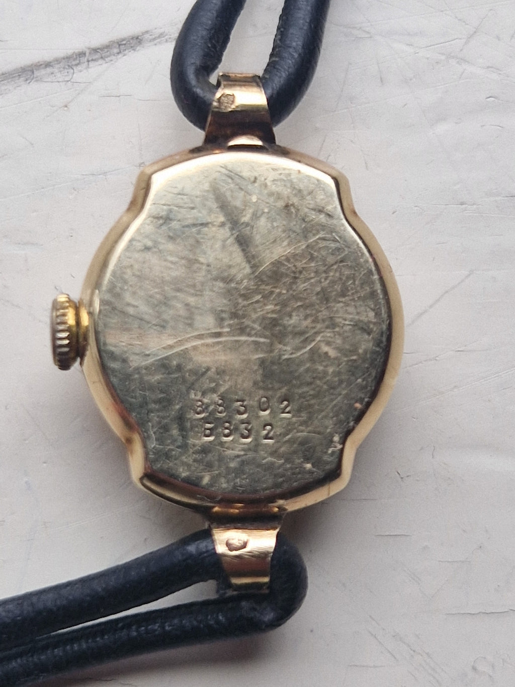 .585 gouden horloge,  dames