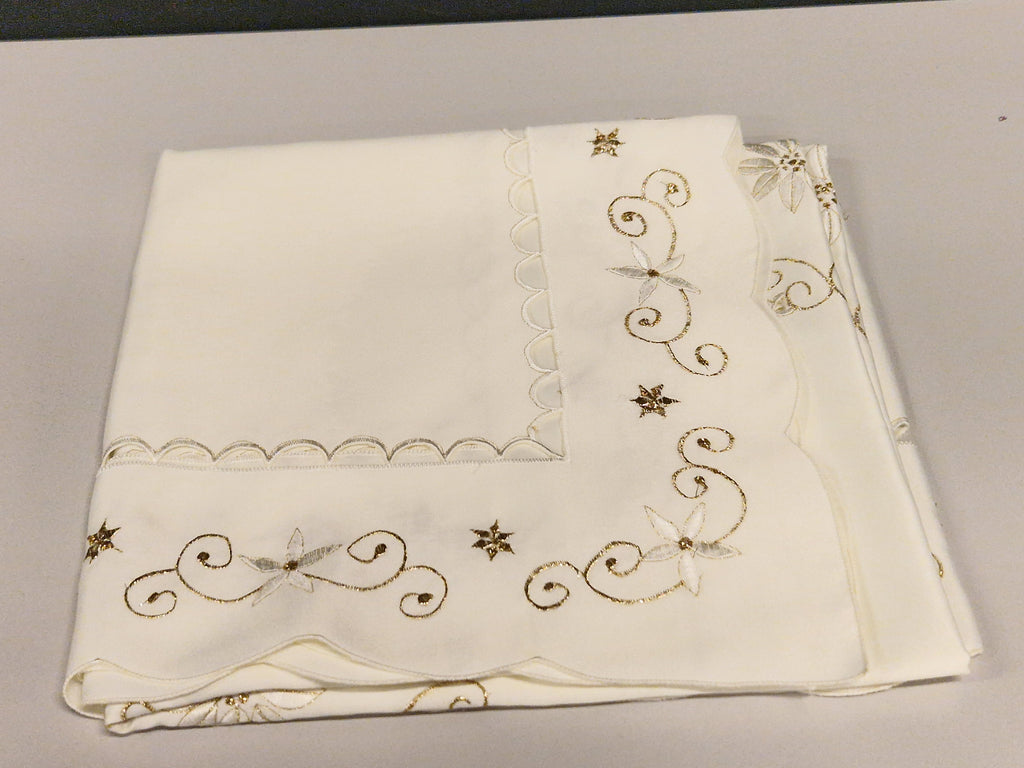 Duitse kerst tafelkleden per stuk 20 euro, linnen, damast etc...